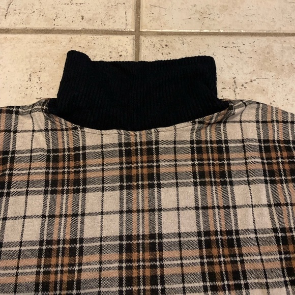 Cleo Petites Plaid Tunic Sweater Mock Neck Black Ribbed Knit Sides L/G - Picture 4 of 7